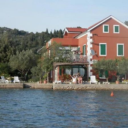 Apartments By The Sea Blace, Neretva Delta - Usce Neretve - 16068 Екстер'єр фото