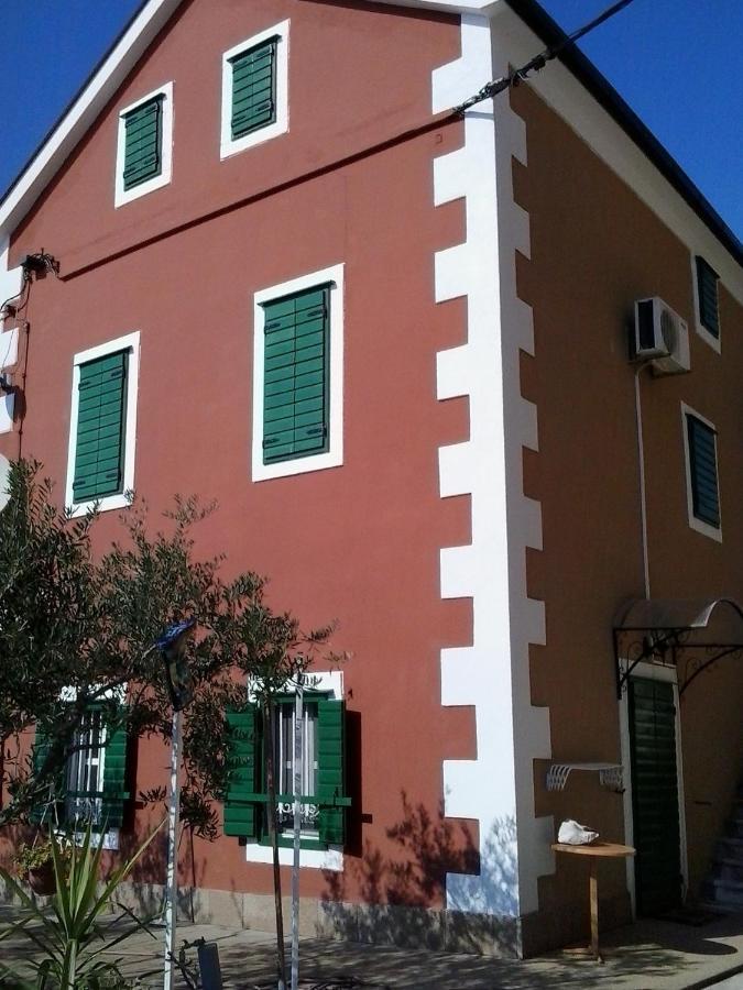 Apartments By The Sea Blace, Neretva Delta - Usce Neretve - 16068 Екстер'єр фото