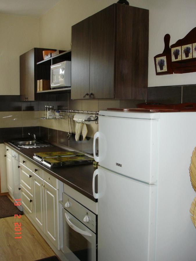 Apartments By The Sea Blace, Neretva Delta - Usce Neretve - 16068 Екстер'єр фото